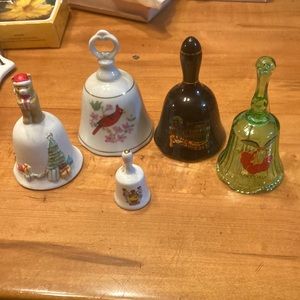 LOT of 5 vintage bells